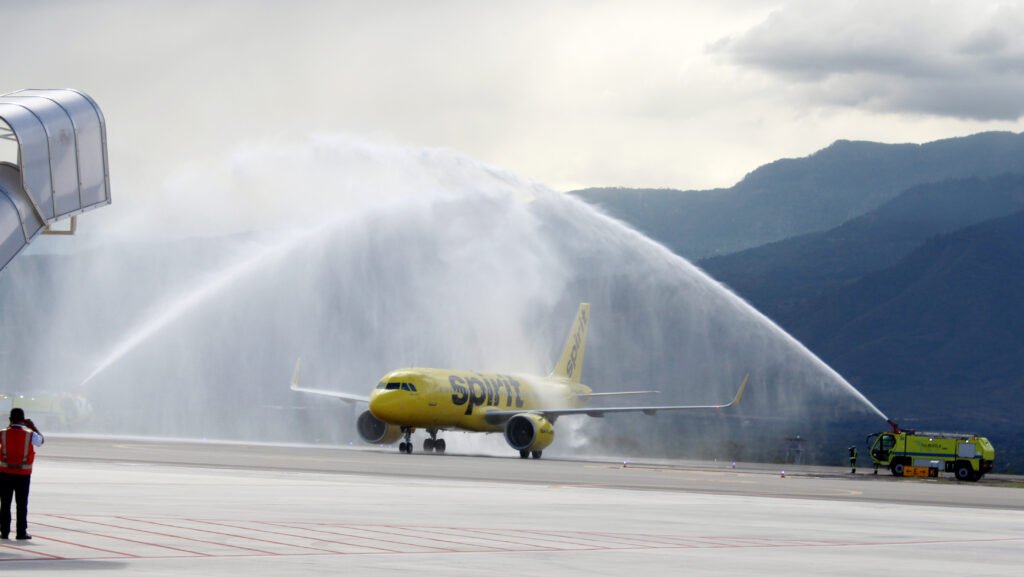 History: Palmerola Airport receives the first Spirit flights from Houston and Miami