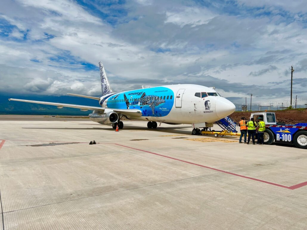 Palmerola receives a flight from Roatán that could not land in Toncontín due to weather conditions